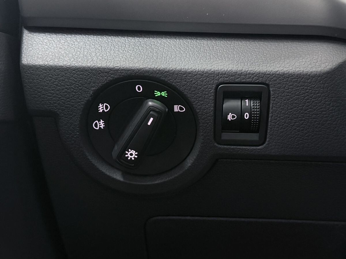 Volkswagen T-Cross 2022 - фото автомобиля