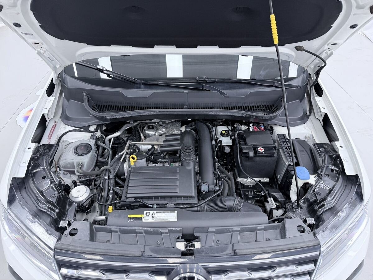 Volkswagen T-Cross 2022 - фото автомобиля