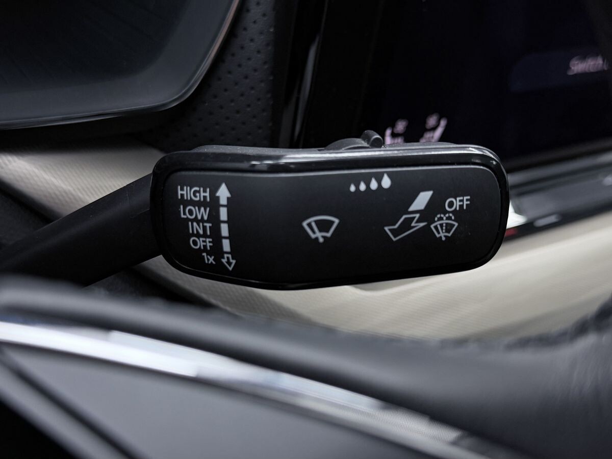 Skoda Octavia 2022 - фото автомобиля