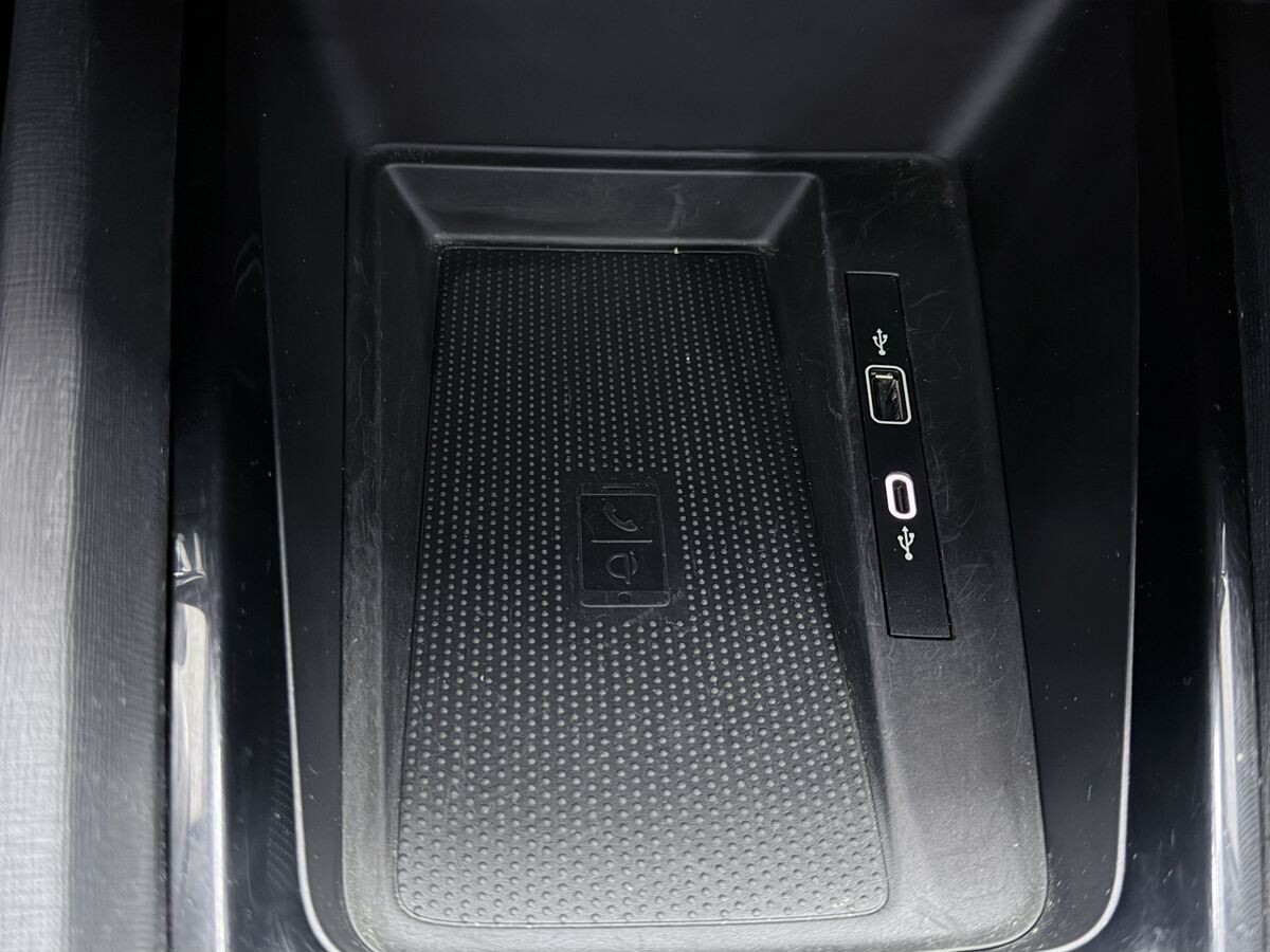 Skoda Octavia 2022 - фото автомобиля