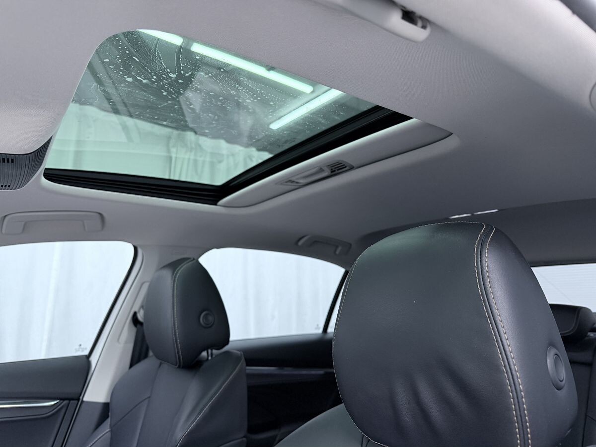 Skoda Octavia 2022 - фото автомобиля