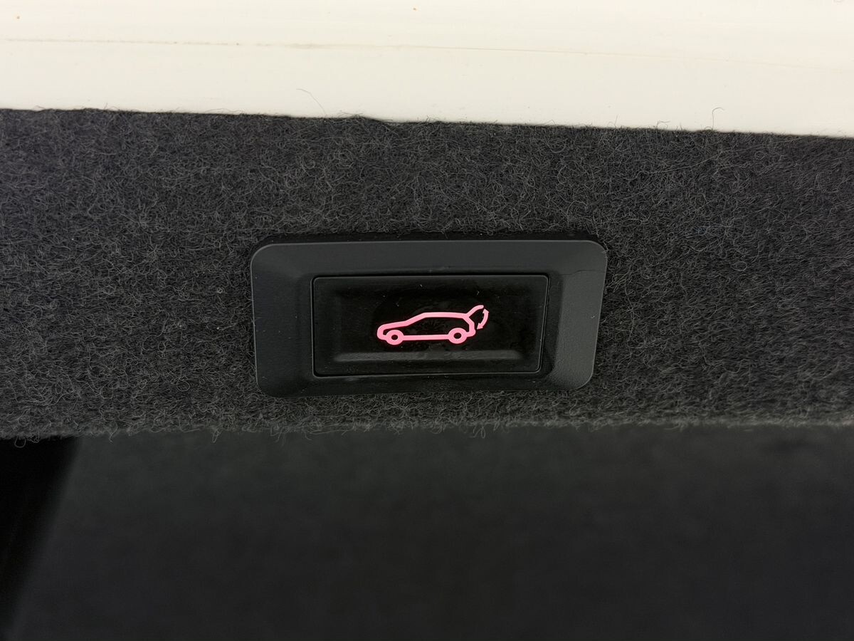 Skoda Octavia 2022 - фото автомобиля