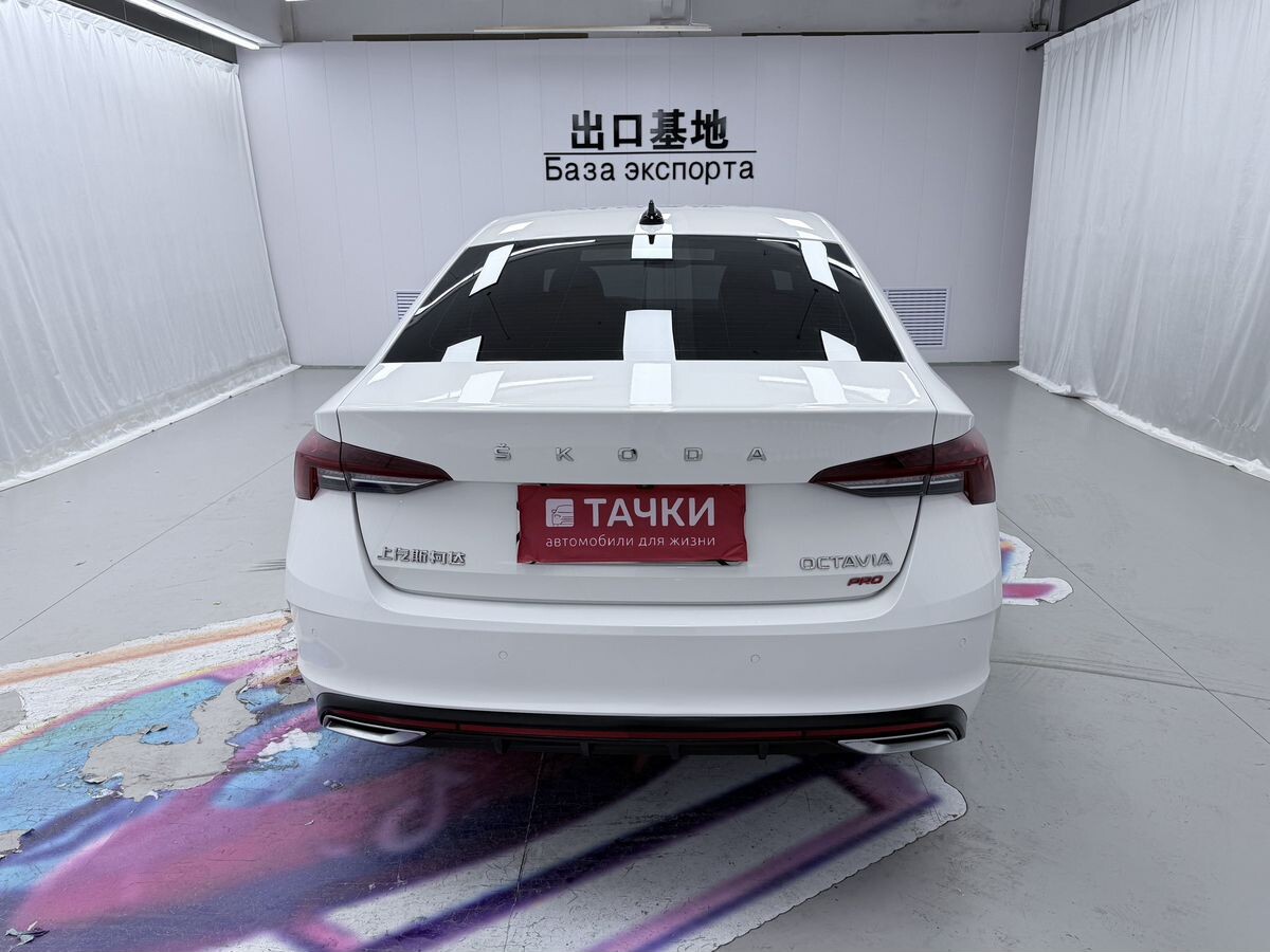 Skoda Octavia 2022 - фото автомобиля
