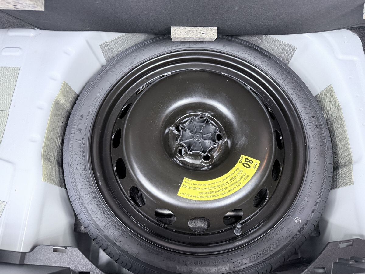 Volkswagen T-Cross 2021 - фото автомобиля