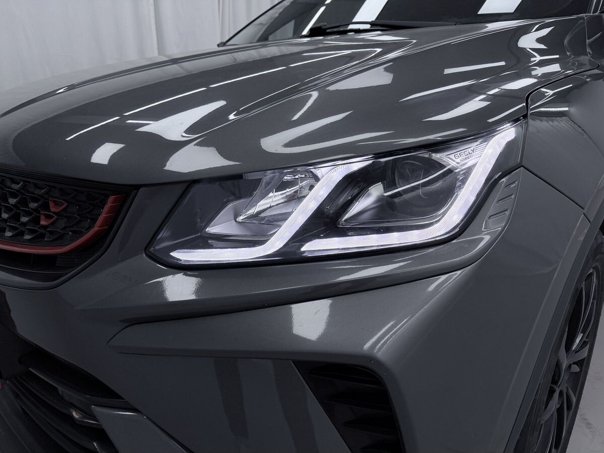 Geely Coolray 2022 - фото автомобиля