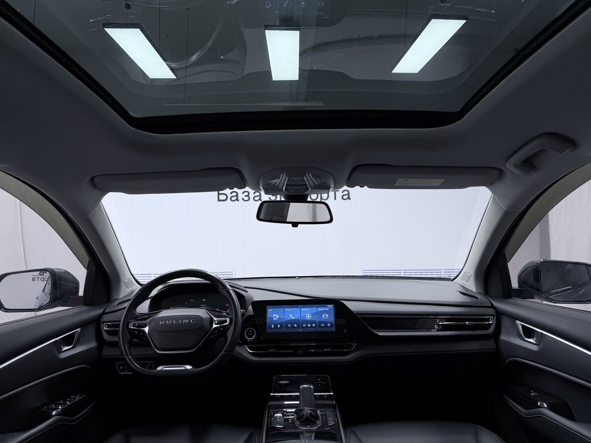 Wuling Victory 2022 - фото автомобиля