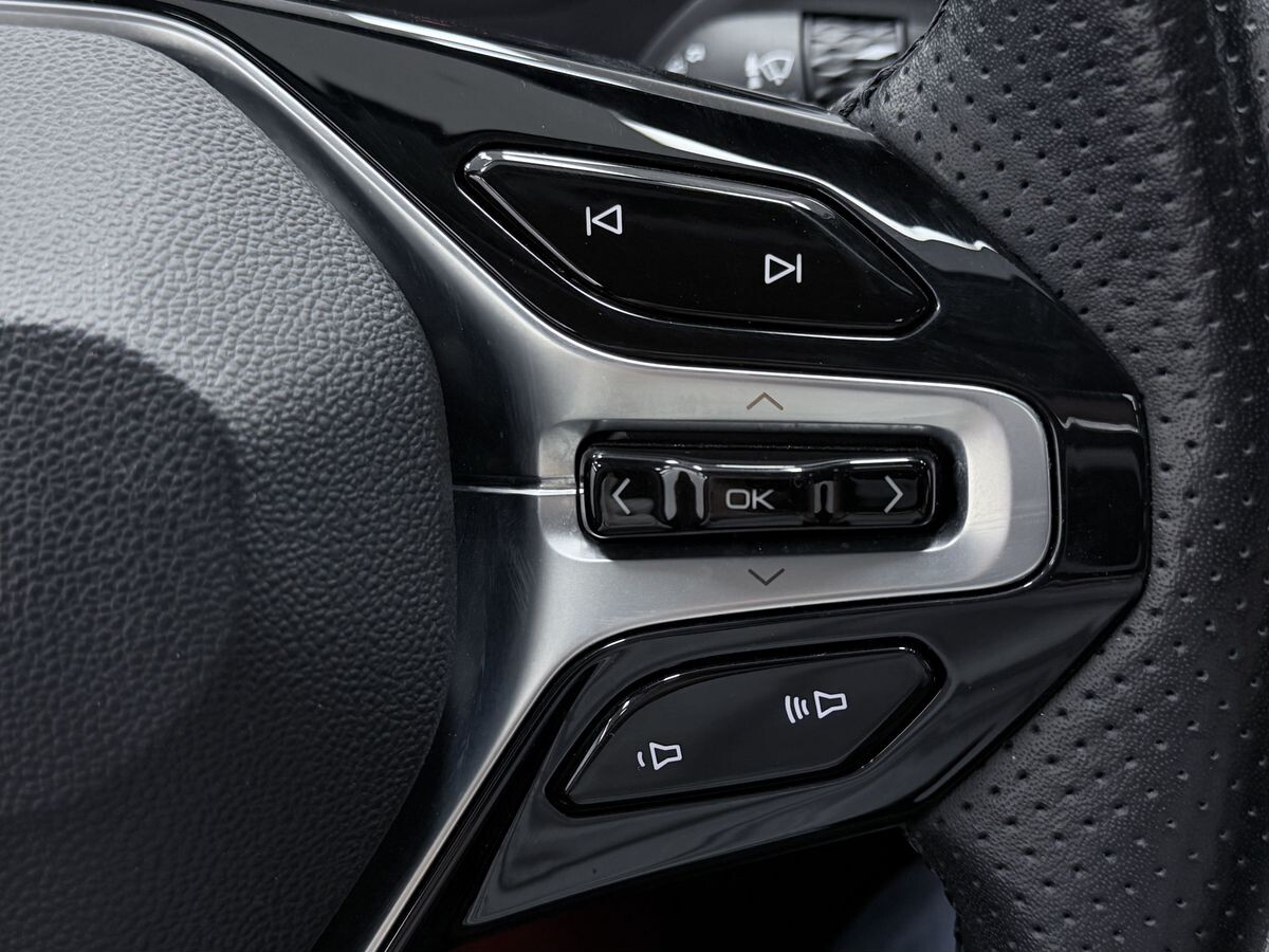 Wuling Victory 2022 - фото автомобиля