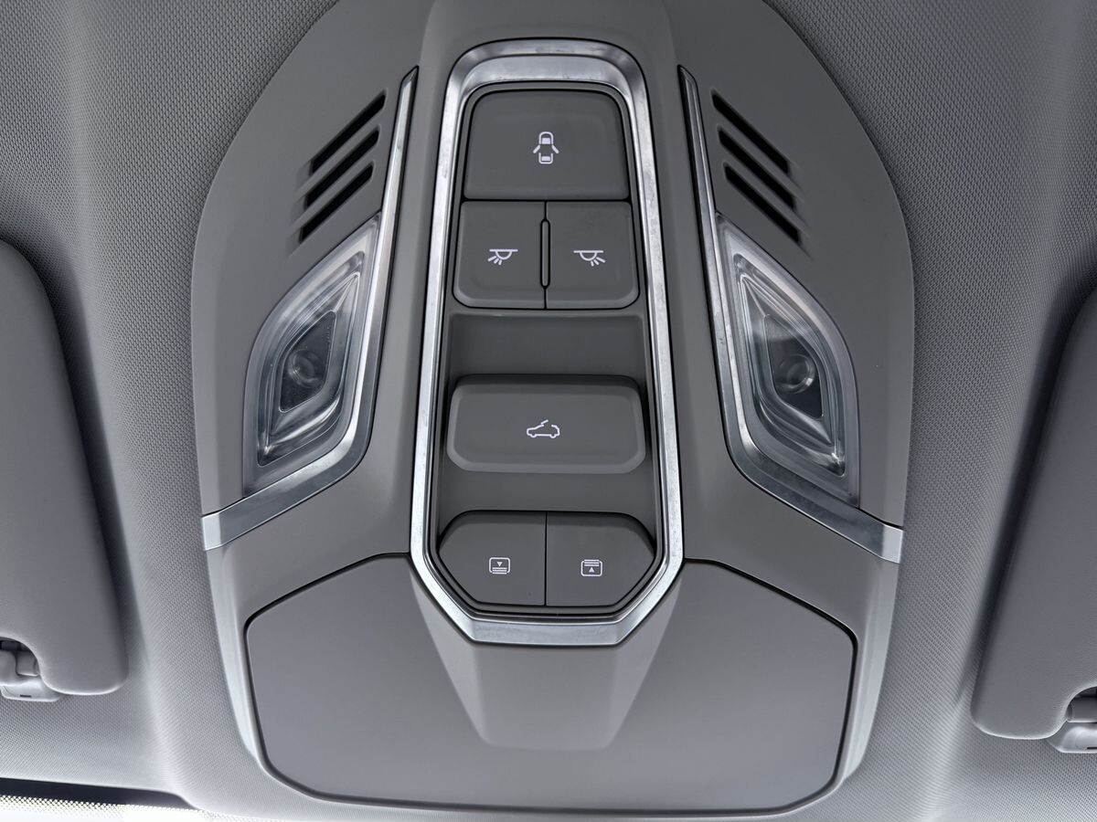 Wuling Victory 2022 - фото автомобиля