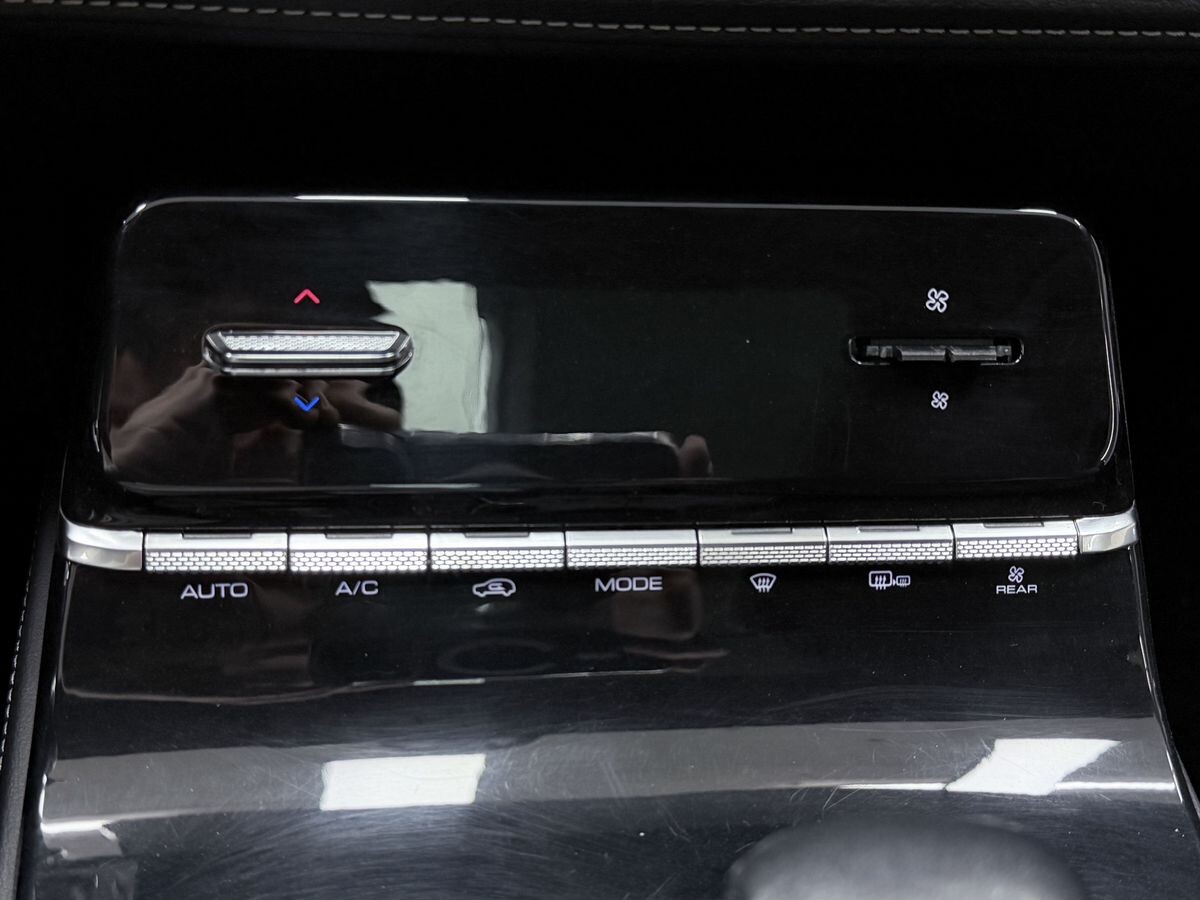 Wuling Victory 2022 - фото автомобиля