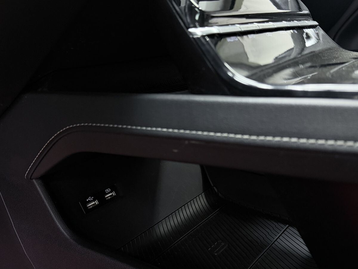 Wuling Victory 2022 - фото автомобиля