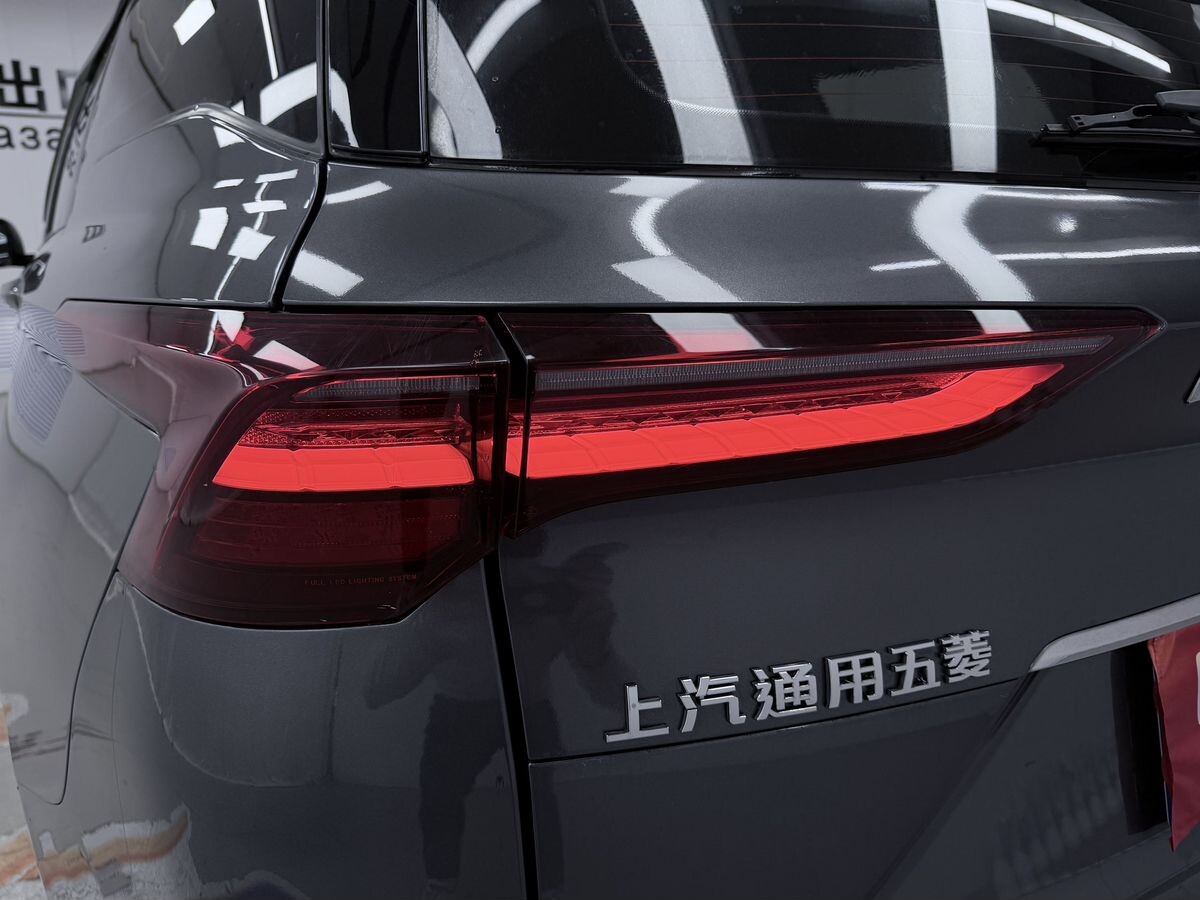 Wuling Victory 2022 - фото автомобиля