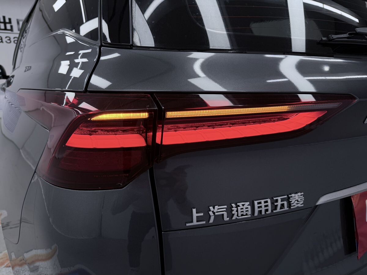 Wuling Victory 2022 - фото автомобиля