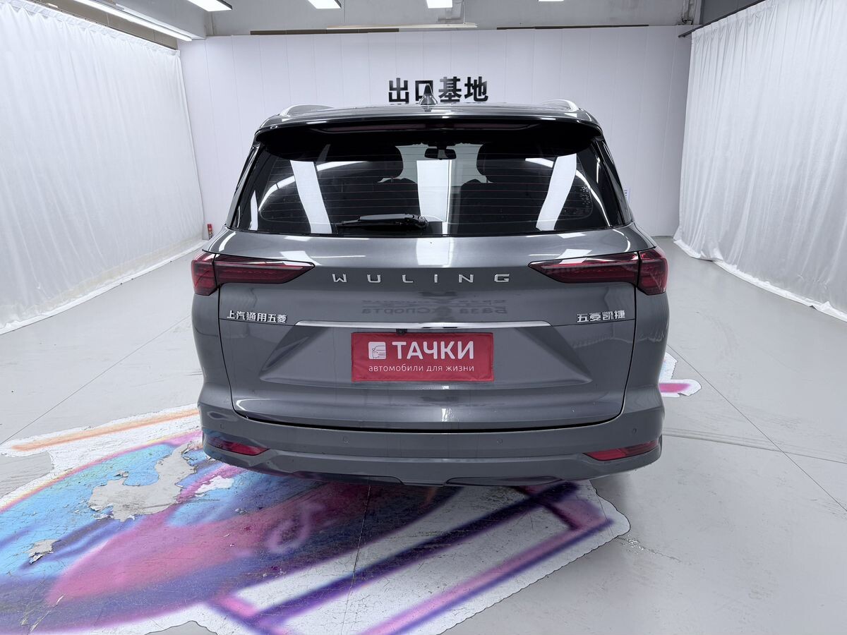 Wuling Victory 2022 - фото автомобиля