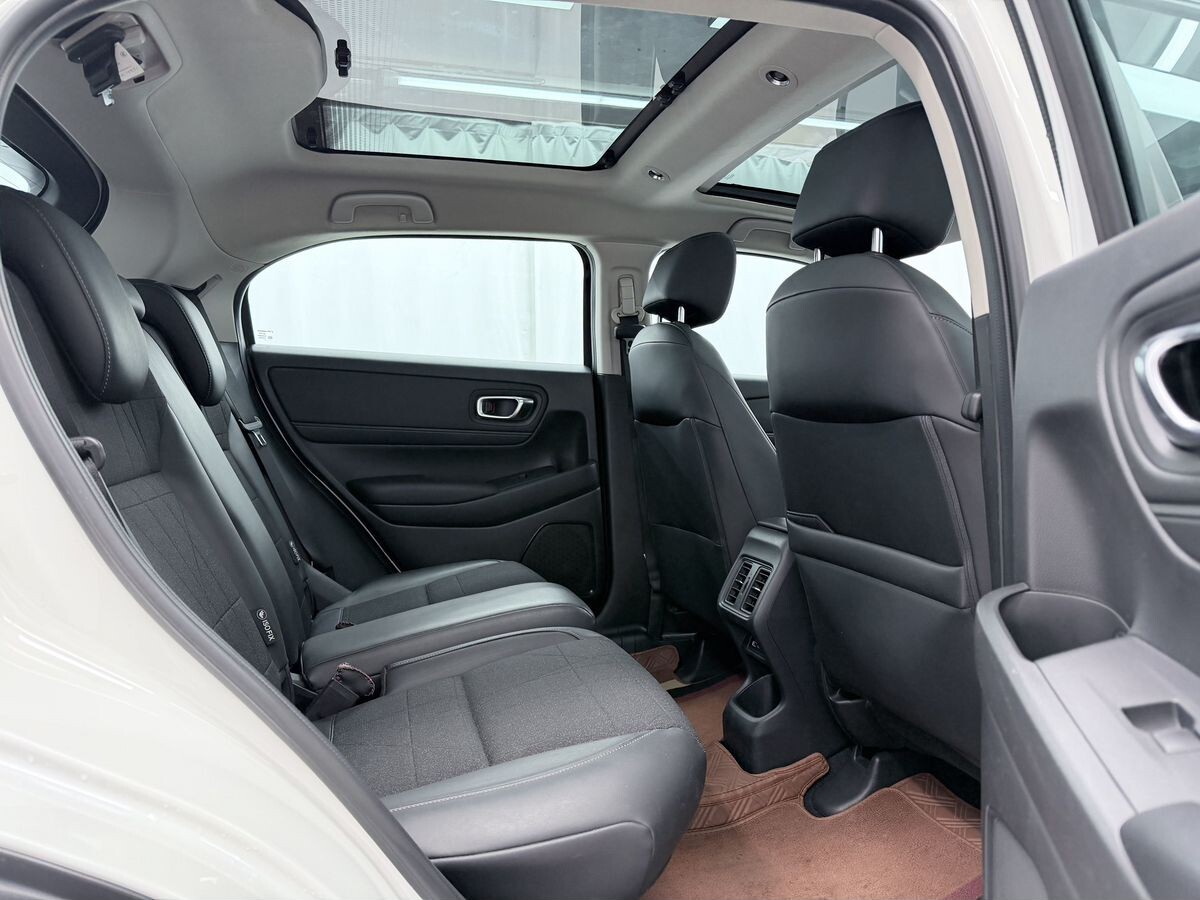 Honda Vezel 2023 - фото автомобиля