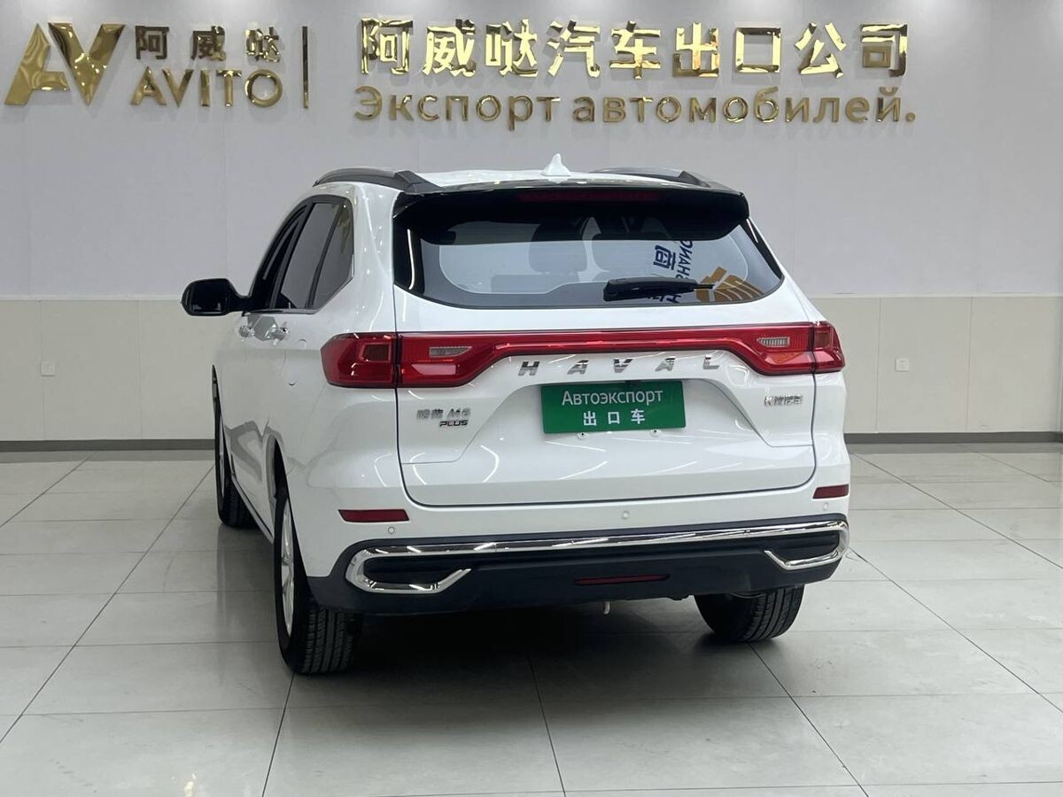 Haval M6 2022 - фото автомобиля