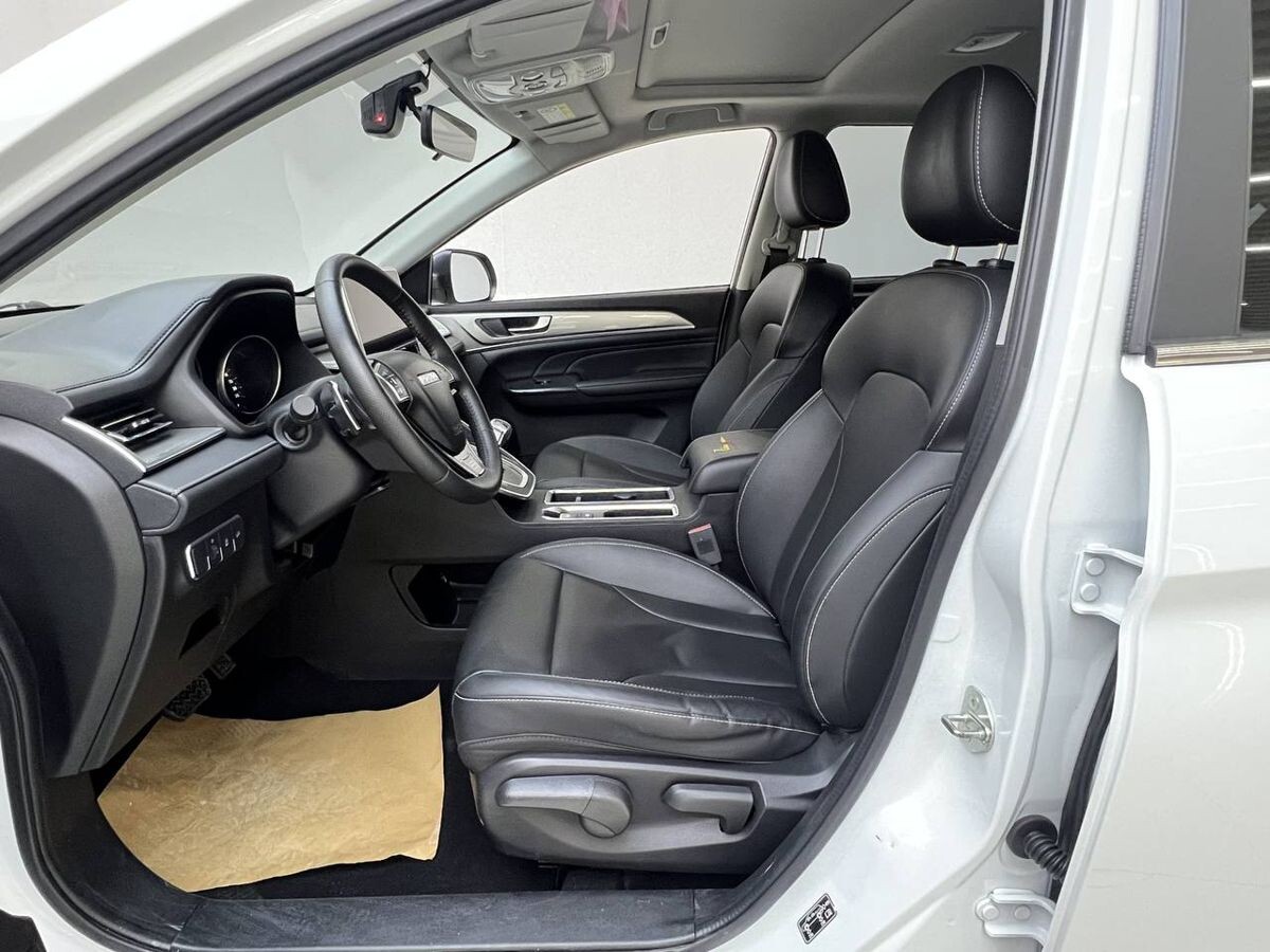 Haval M6 2022 - фото автомобиля