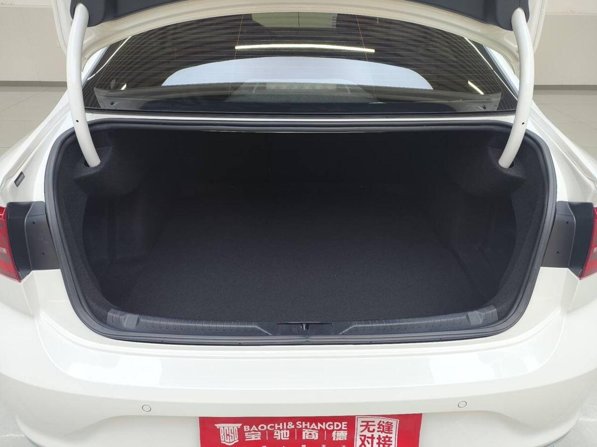 Volkswagen Lamando L 2021 - фото автомобиля