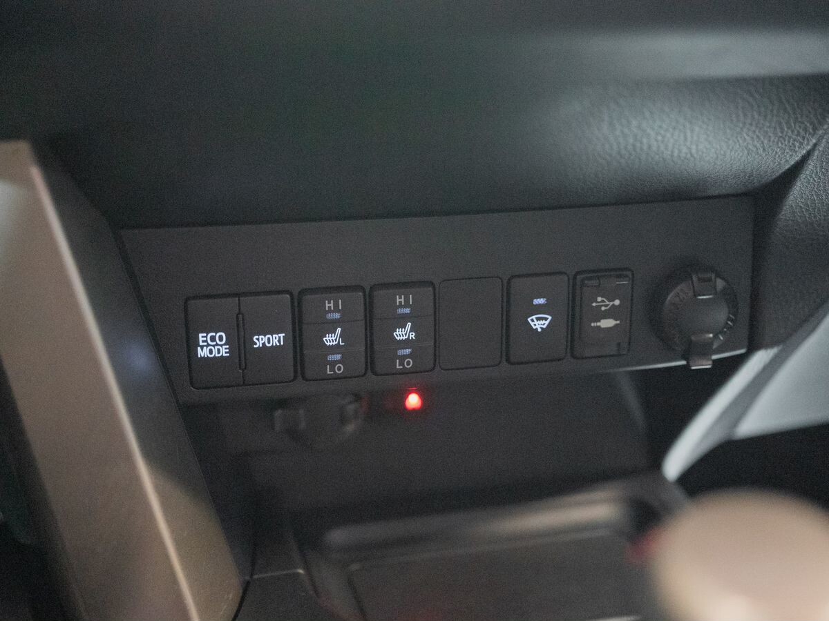 Toyota RAV4 2014 - фото автомобиля