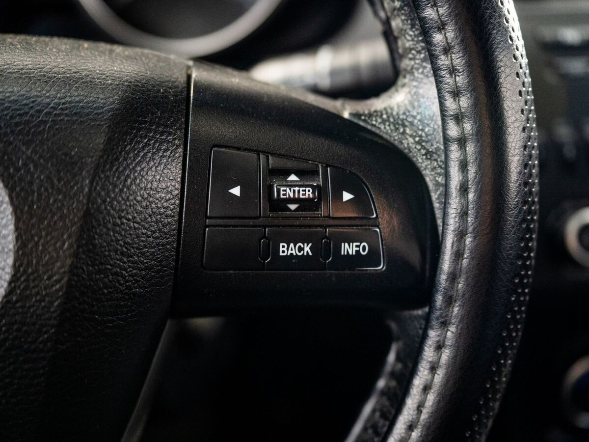 Mazda Mazda3 2011 - фото автомобиля