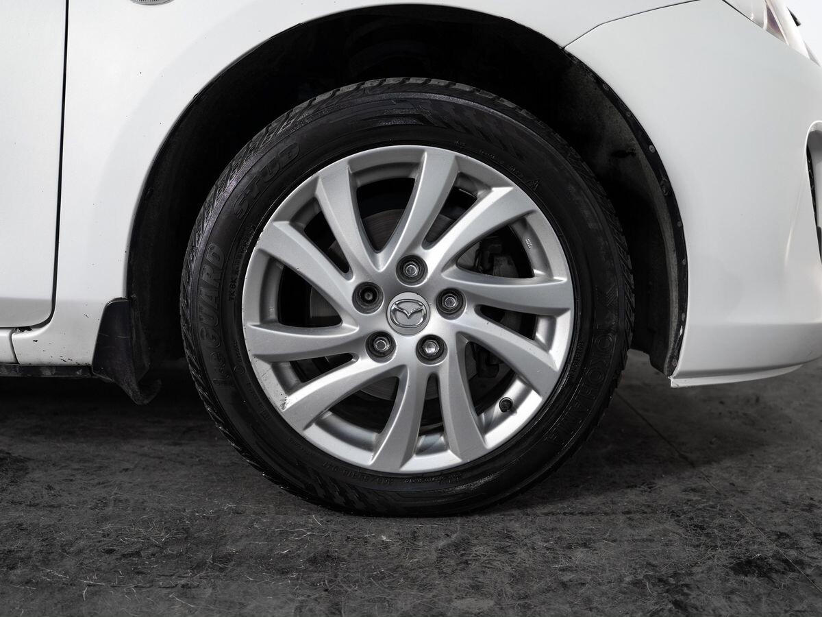 Mazda Mazda3 2011 - фото автомобиля