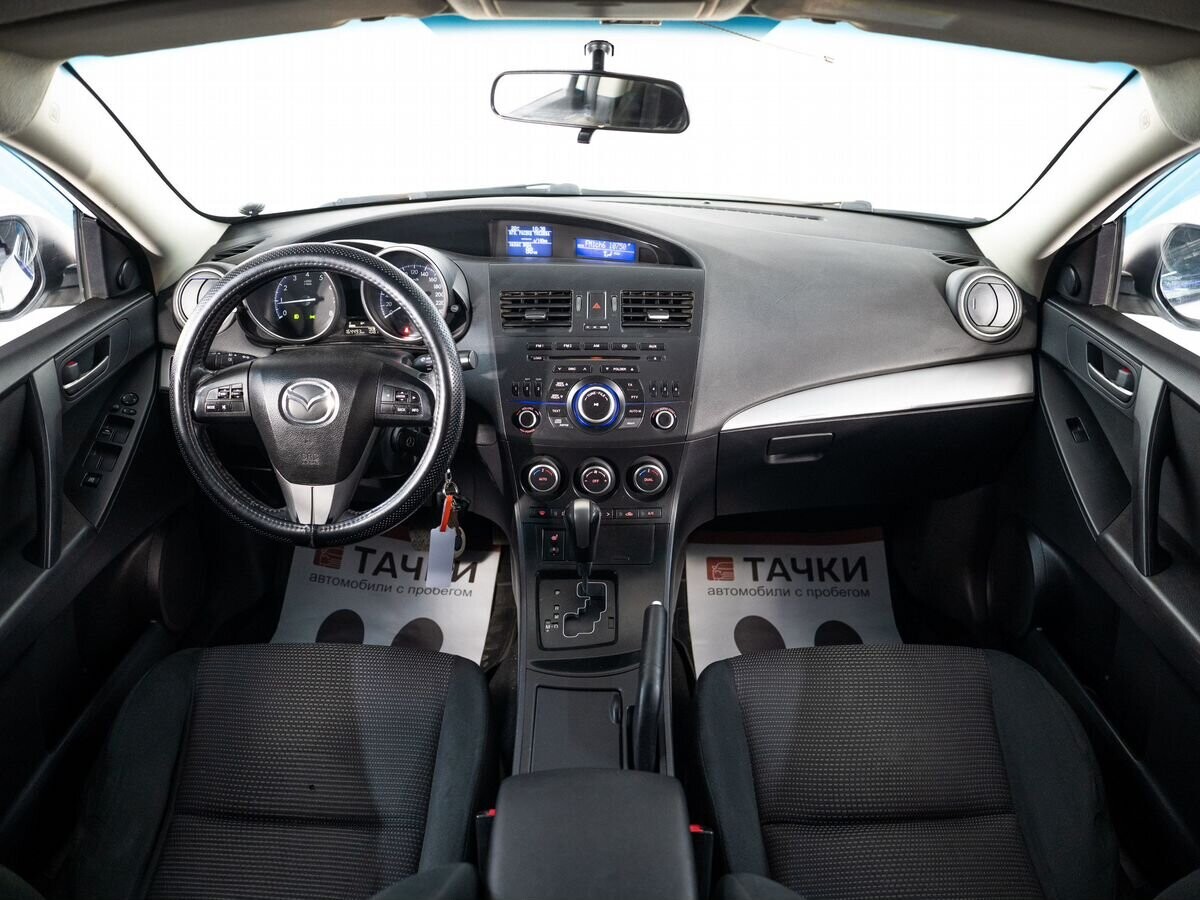 Mazda Mazda3 2011 - фото автомобиля
