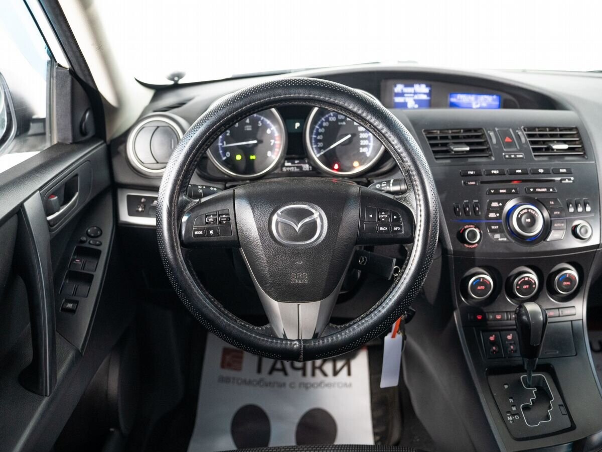 Mazda Mazda3 2011 - фото автомобиля