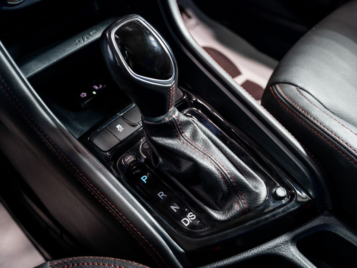 JAC JS3 2024 - фото автомобиля