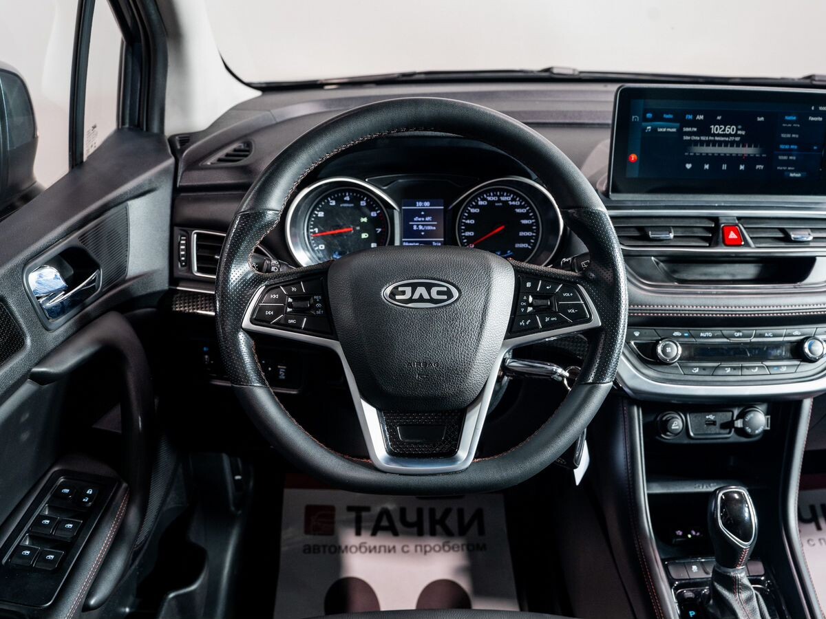 JAC JS3 2024 - фото автомобиля