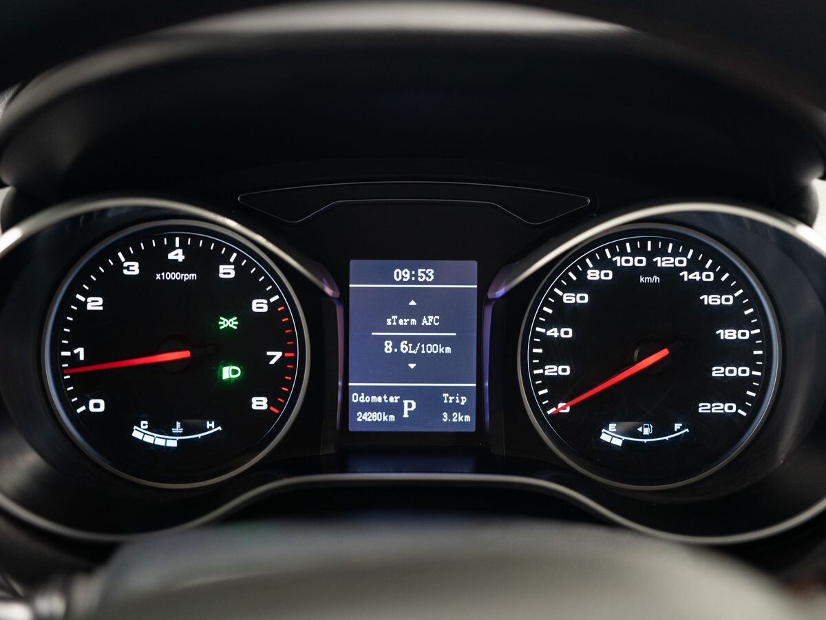 JAC JS3 2024 - фото автомобиля