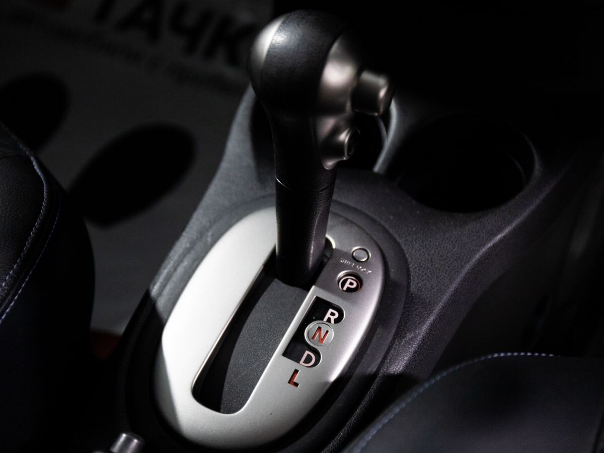 Nissan Note 2012 - фото автомобиля