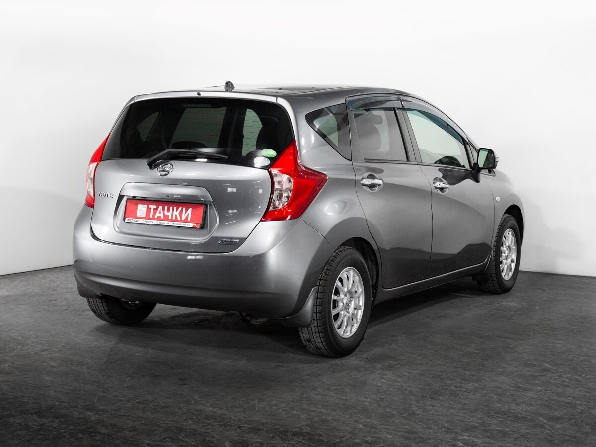 Nissan Note 2012 - фото автомобиля
