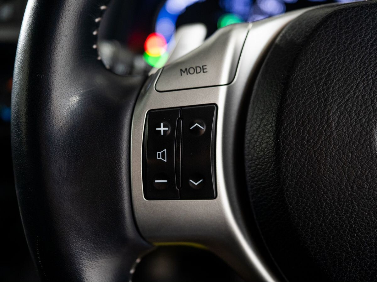 Lexus CT200h 2011 - фото автомобиля