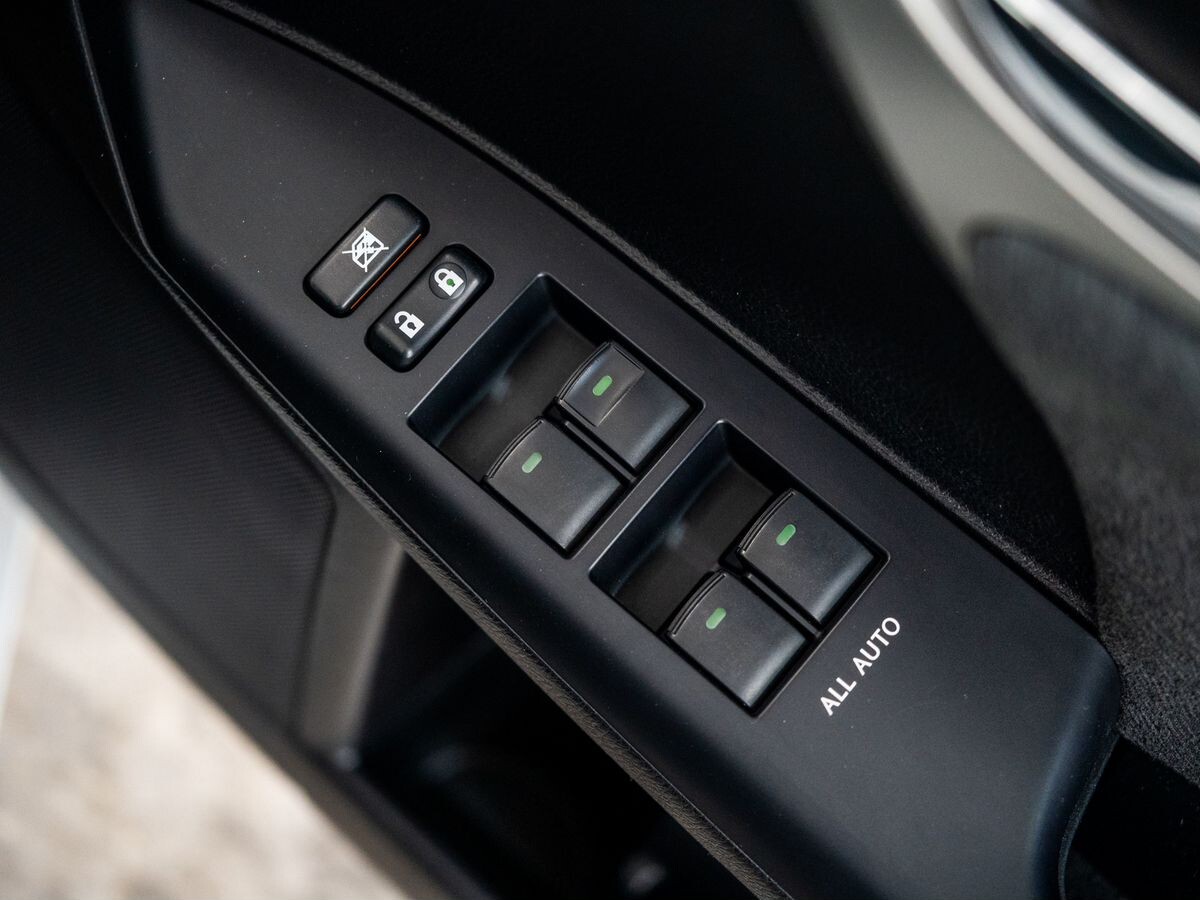 Lexus CT200h 2011 - фото автомобиля