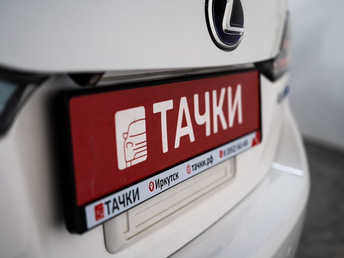 Lexus CT200h 2011 - фото автомобиля