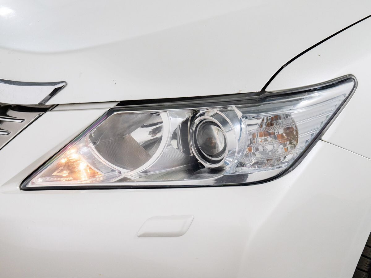 Toyota Camry 2012 - фото автомобиля