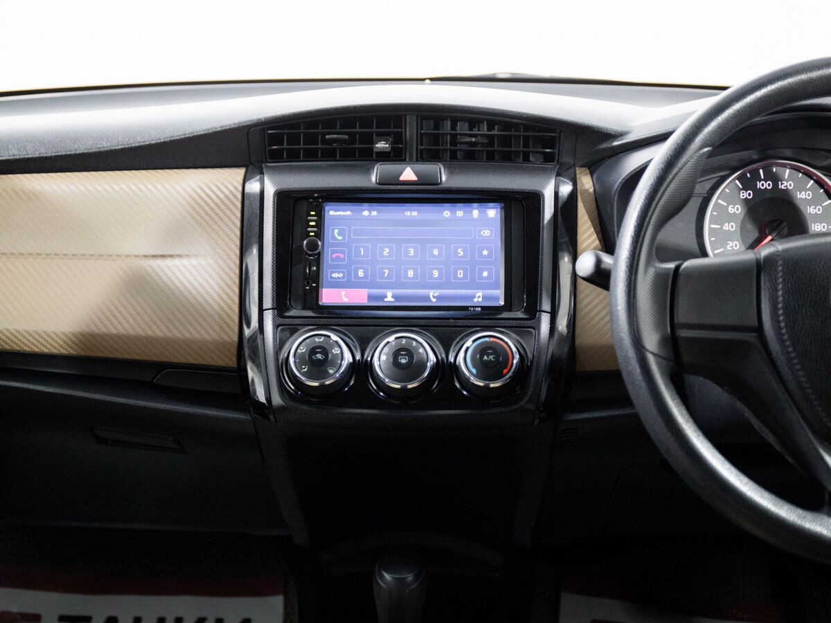 Toyota Corolla Axio 2014 - фото автомобиля