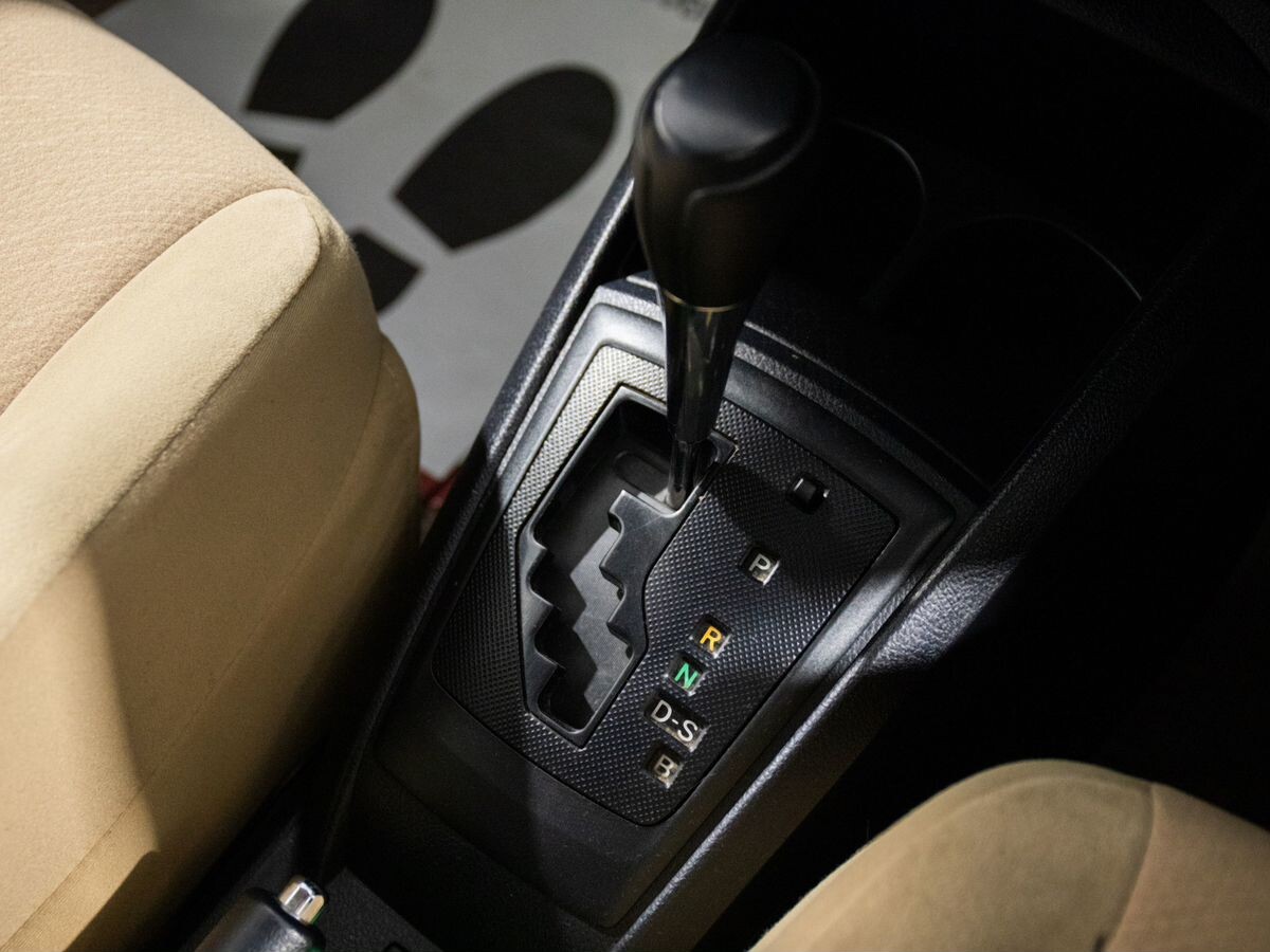 Toyota Corolla Axio 2014 - фото автомобиля