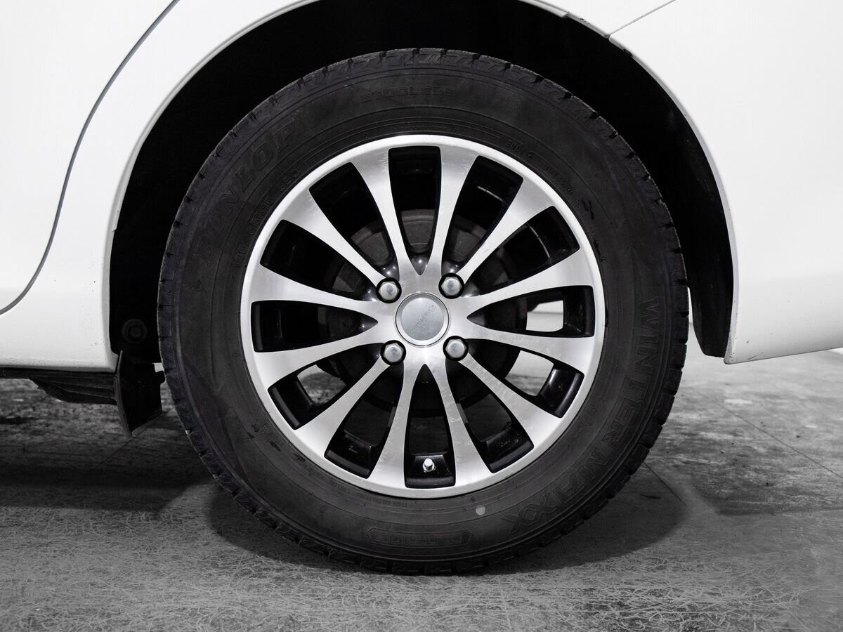 Toyota Corolla Axio 2014 - фото автомобиля