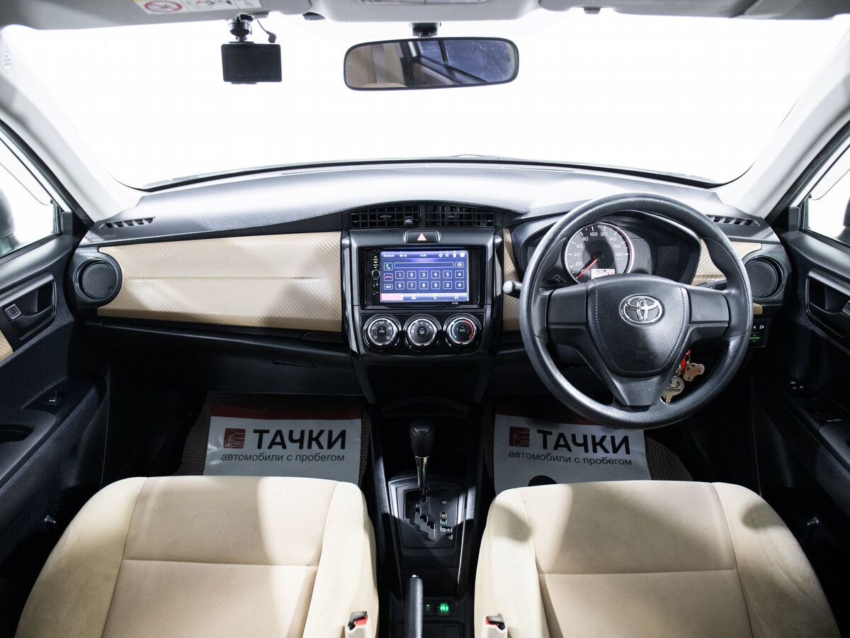 Toyota Corolla Axio 2014 - фото автомобиля