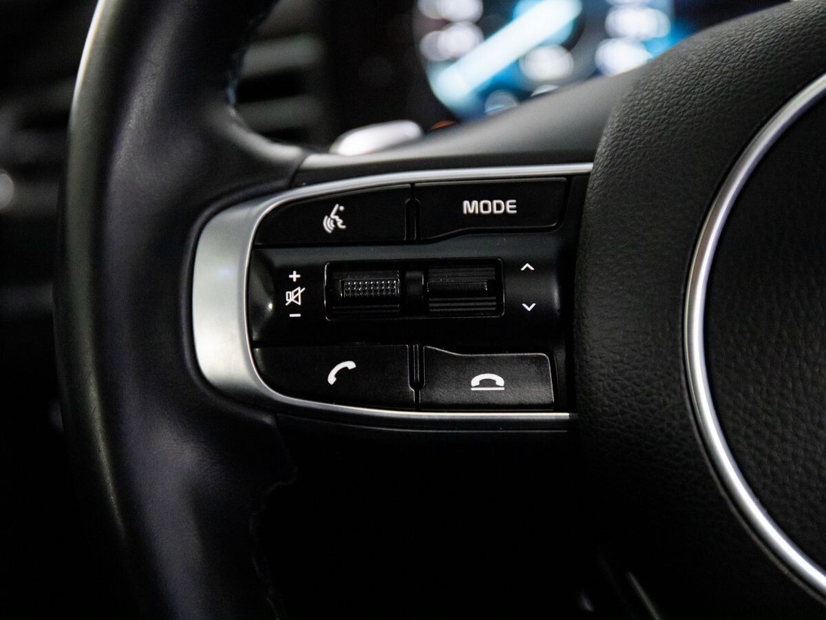 Kia K5 2020 - фото автомобиля