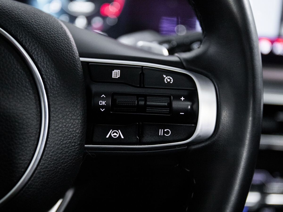 Kia K5 2020 - фото автомобиля