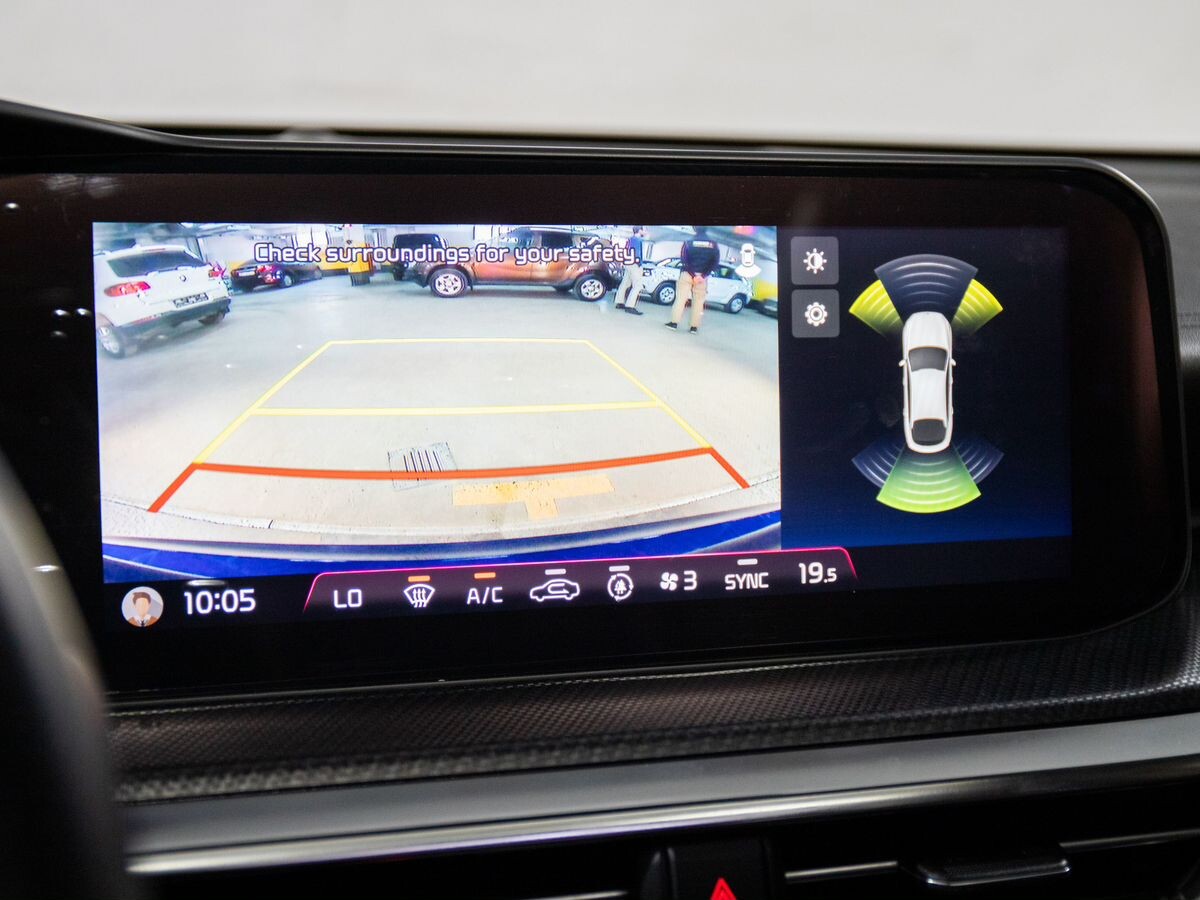 Kia K5 2020 - фото автомобиля