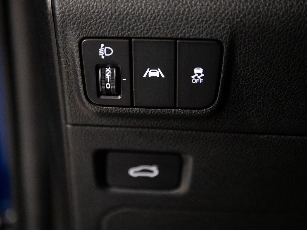 Kia K5 2020 - фото автомобиля