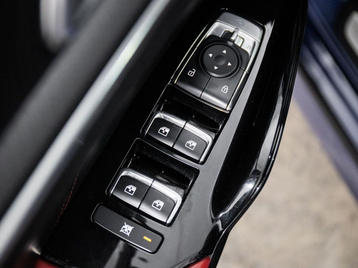 Kia K5 2020 - фото автомобиля