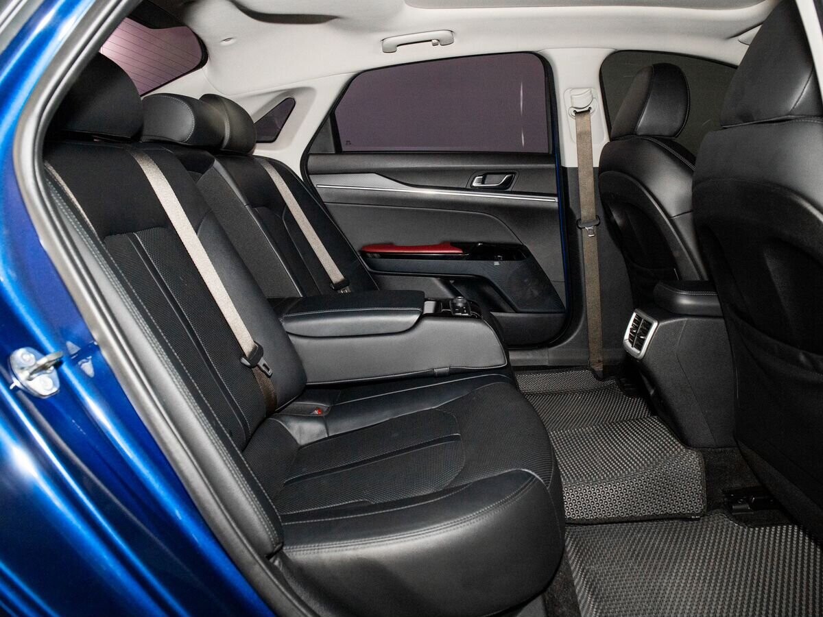 Kia K5 2020 - фото автомобиля