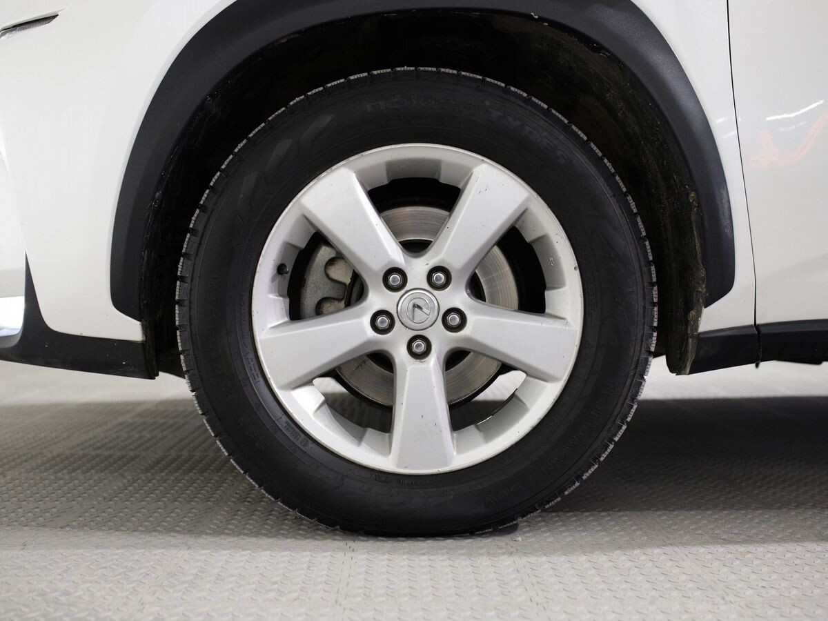 Lexus NX200t 2015 - фото автомобиля