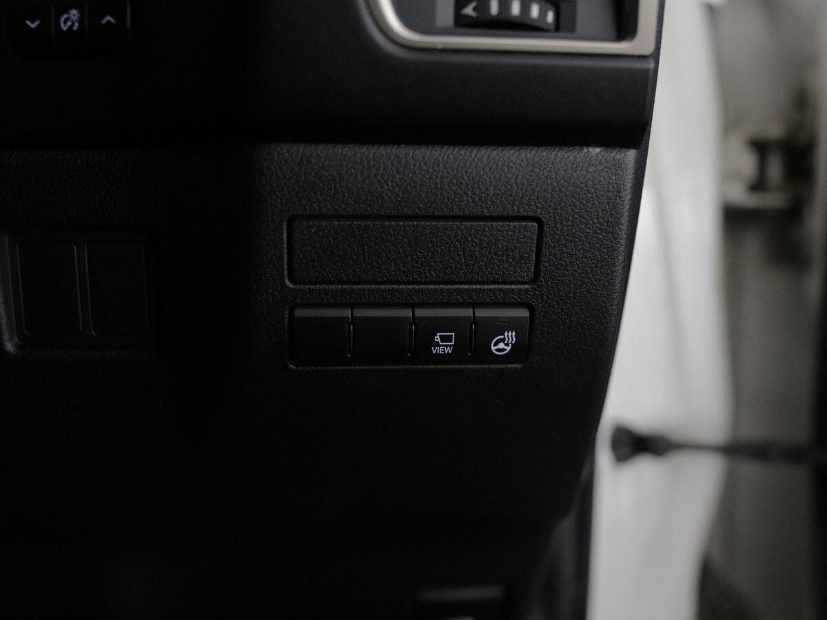 Lexus NX200t 2015 - фото автомобиля