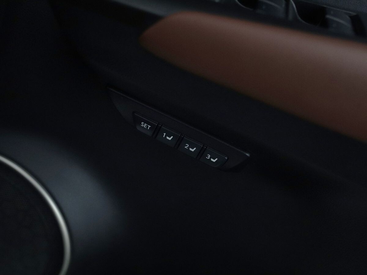 Lexus NX200t 2015 - фото автомобиля