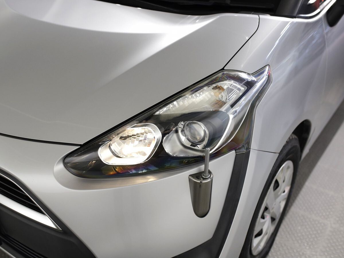 Toyota Sienta 2016 - фото автомобиля