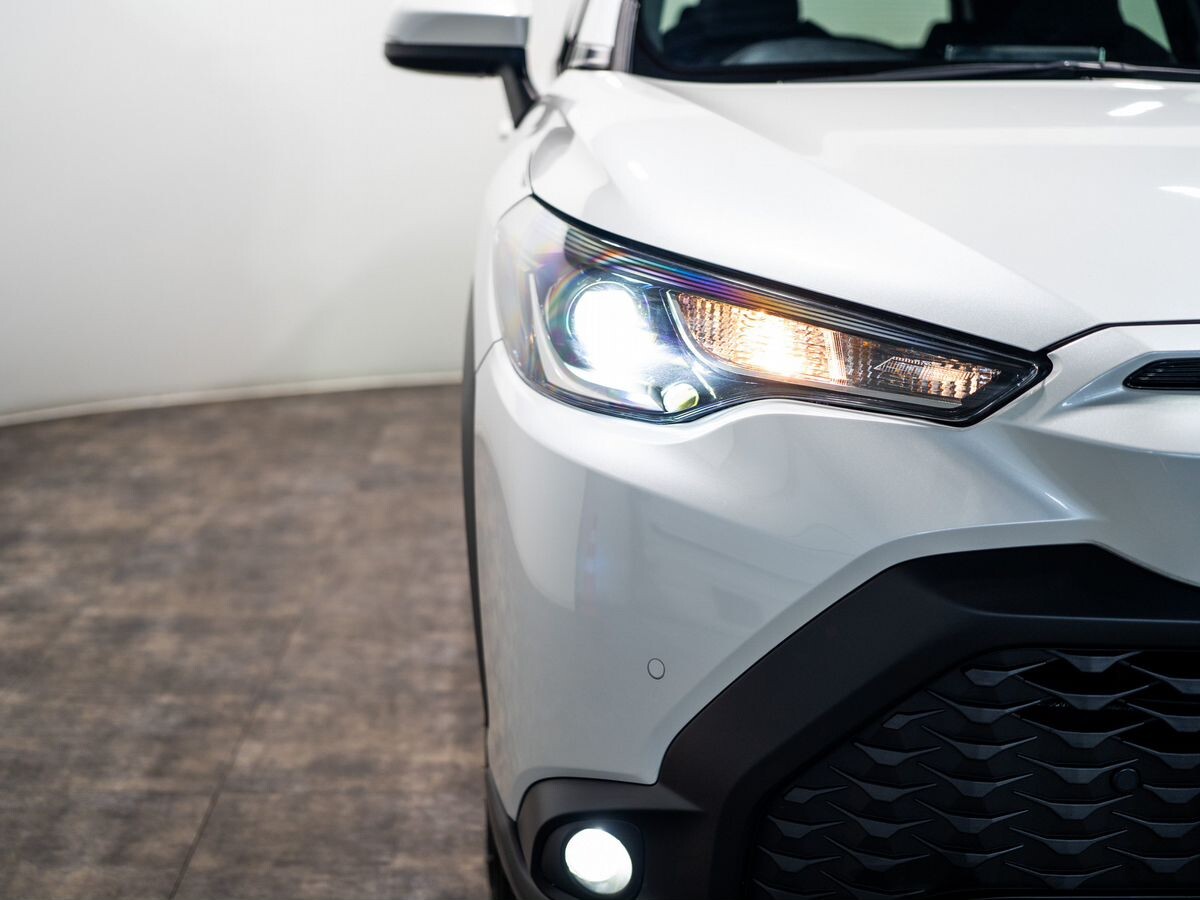 Toyota Corolla Cross 2021 - фото автомобиля